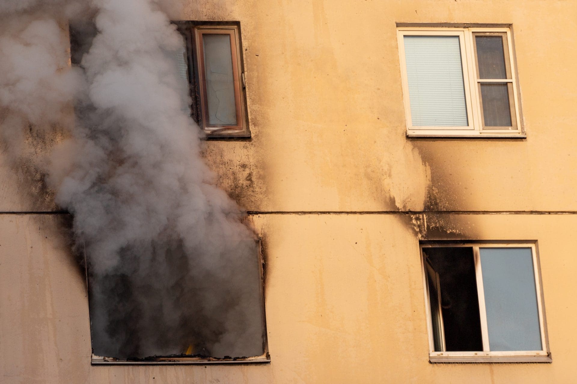 Brandgeruch entfernen – was kann man gegen Brandgerüche tun?