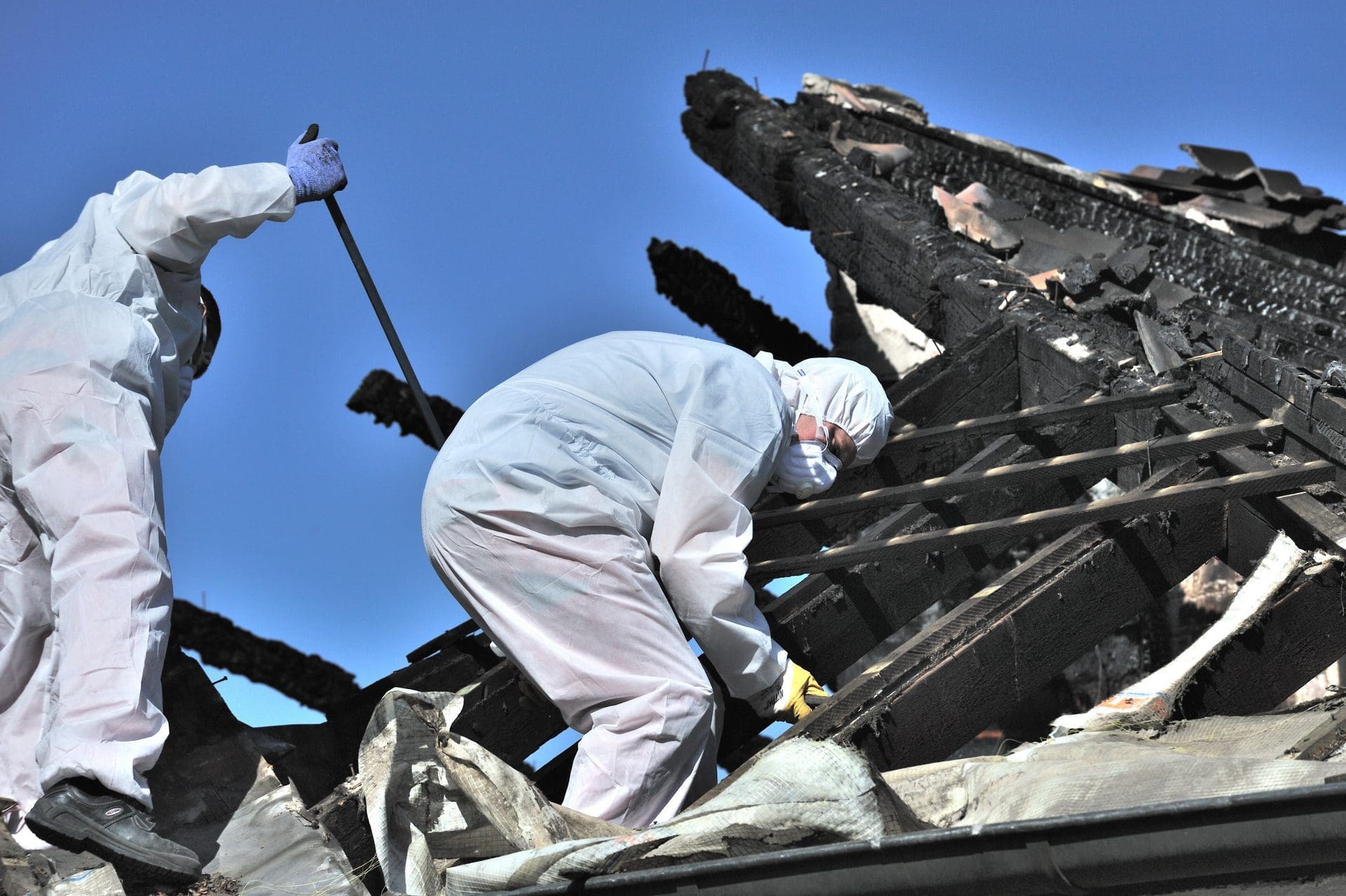 Brand-Sanierung Hamburg | Firma für Brandschadensanierung finden (© GordonGrand / stock.adobe.com)