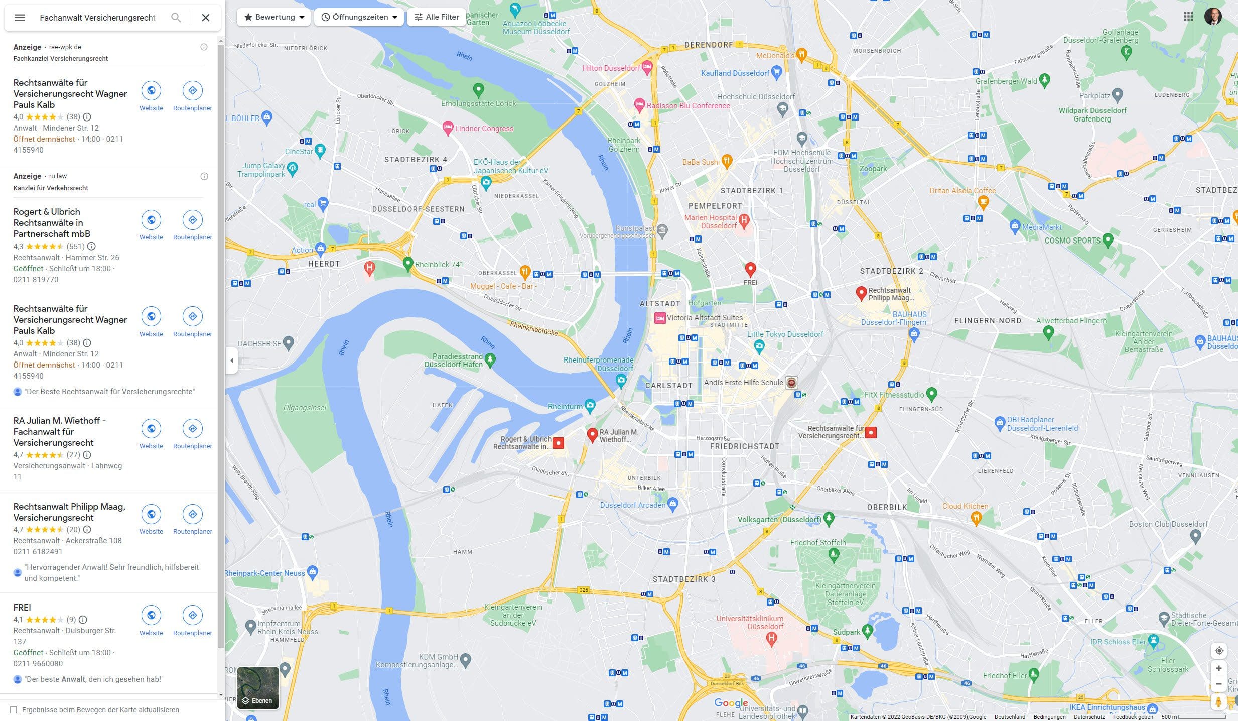Wenn Sie einen Anwalt für Versicherungsrecht in Düsseldorf suchen, können Sie in Google recherchieren. Unser Tipp: Lassen Sie sich einen Rechtsanwalt aus dem Juristen-Netzwerk der Deutschen Schadenshilfe empfehlen. Wir prüfen Ihren Fall und nennen Ihnen den besten Ansprechpartner für den vorliegenden Schadensfall. (Screenshot Google Maps Suche nach "Fachanwalt Versicherungsrecht Düsseldorf" am 22.08.2022)