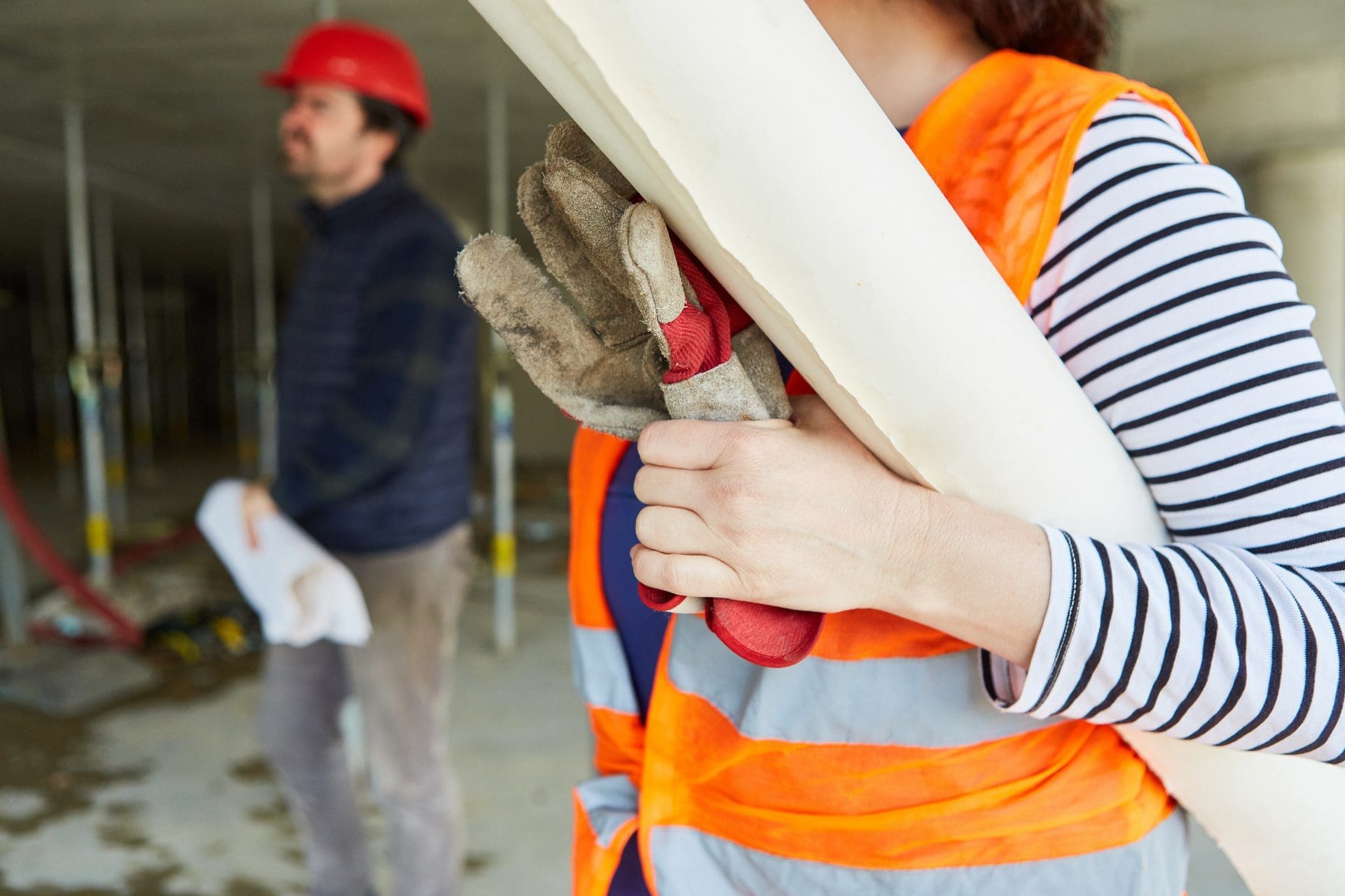 Hausbau Pfusch? - Wann liegt wirklich Pfusch vor, und was kann ich tun? (© Robert Kneschke / stock.adobe.com)