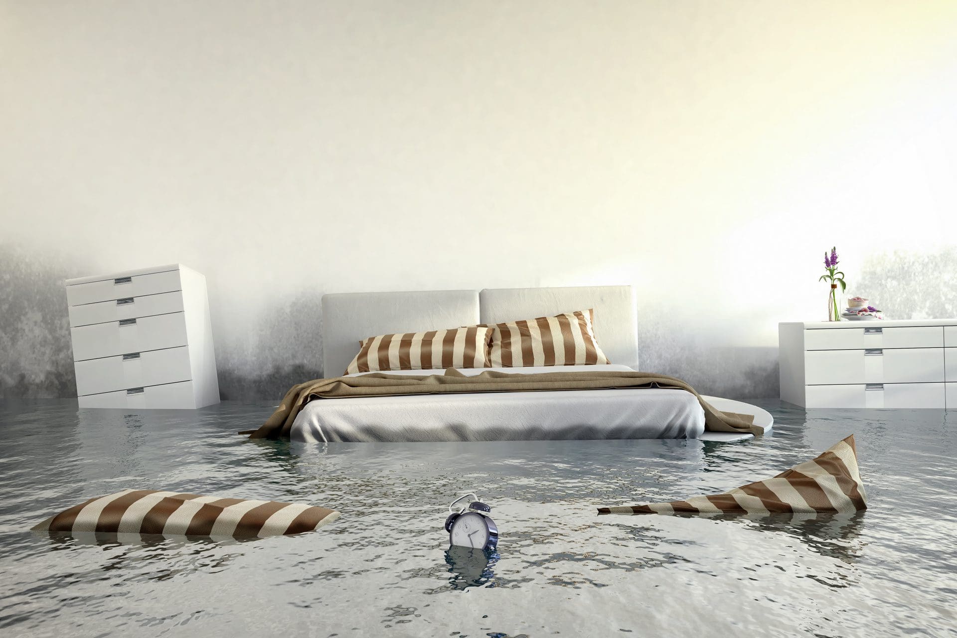 Hausratversicherung + Hochwasser | Hier: Überschwemmtes Schlafzimmer, Wasserschaden (© marog-pixcells / stock.adobe.com)