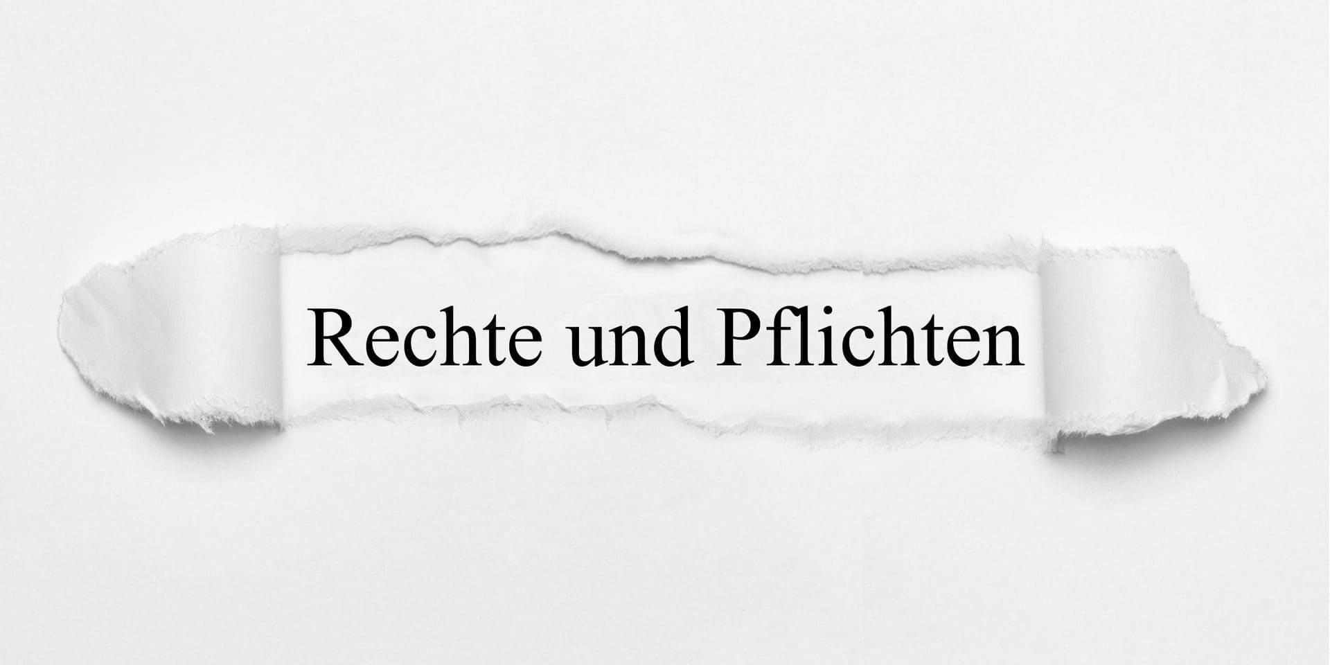 Rechte und Pflichten: Verletzt man als Versicherungsnehmer seine Pflichten, wird das in Rechtssprache als "Obliegenheitsverletzung" bezeichnet und kann dazu führen, dass die Versicherung (Hausratversicherung, Gebäudeversicherung) die Leistung verweigert. (© magele / stock.adobe.com)