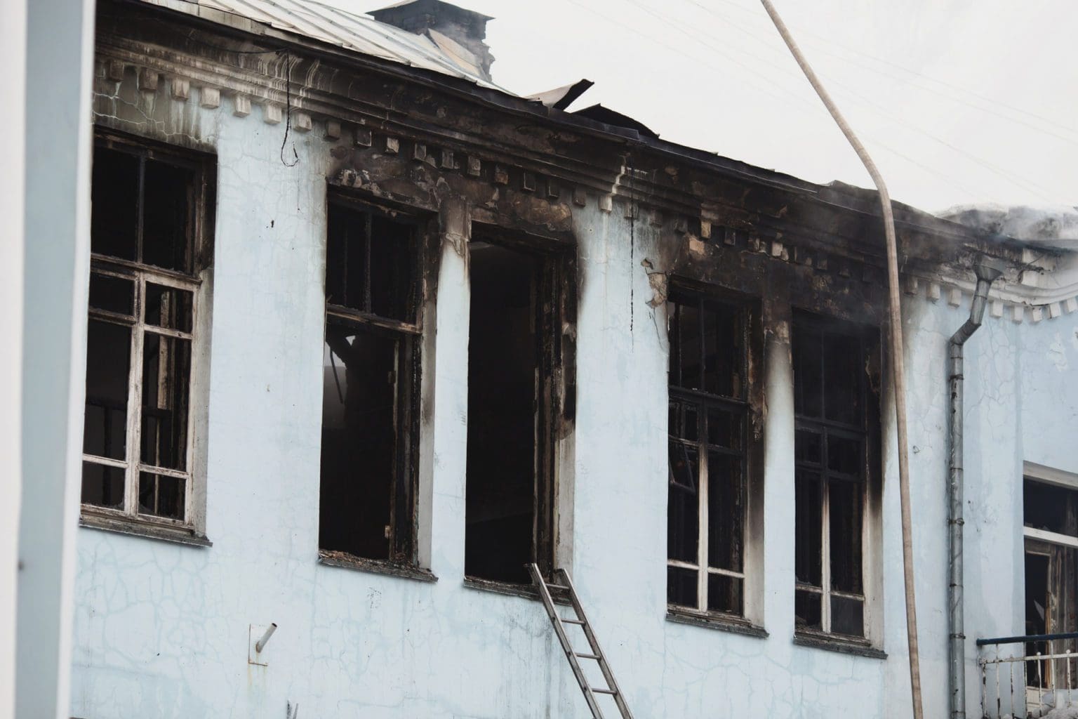Brand: Ultraschallreinigung nach Brandschaden (© iiievgeniy / stock.adobe.com)