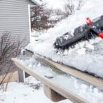 Wasserschaden durch Schnee - Wie ist das mit der Versicherung?! (© soupstock / stock.adobe.com)